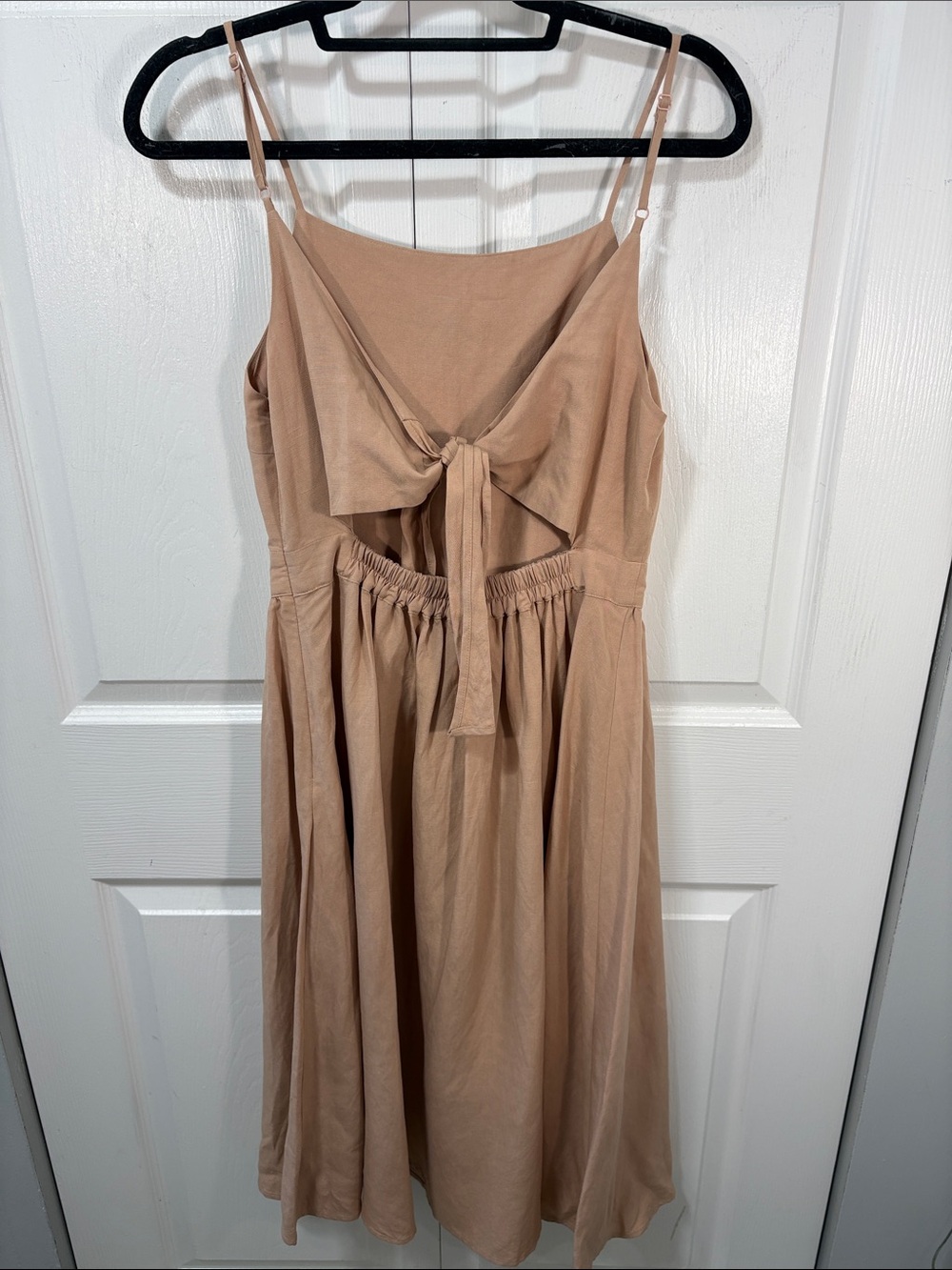 RW&co Spaghetti Strap Midi Dress Open Back Tie Detail - Picture 4 of 12